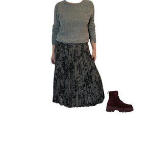 Josephine Chaus pleated skirt floral print lined midi size 4